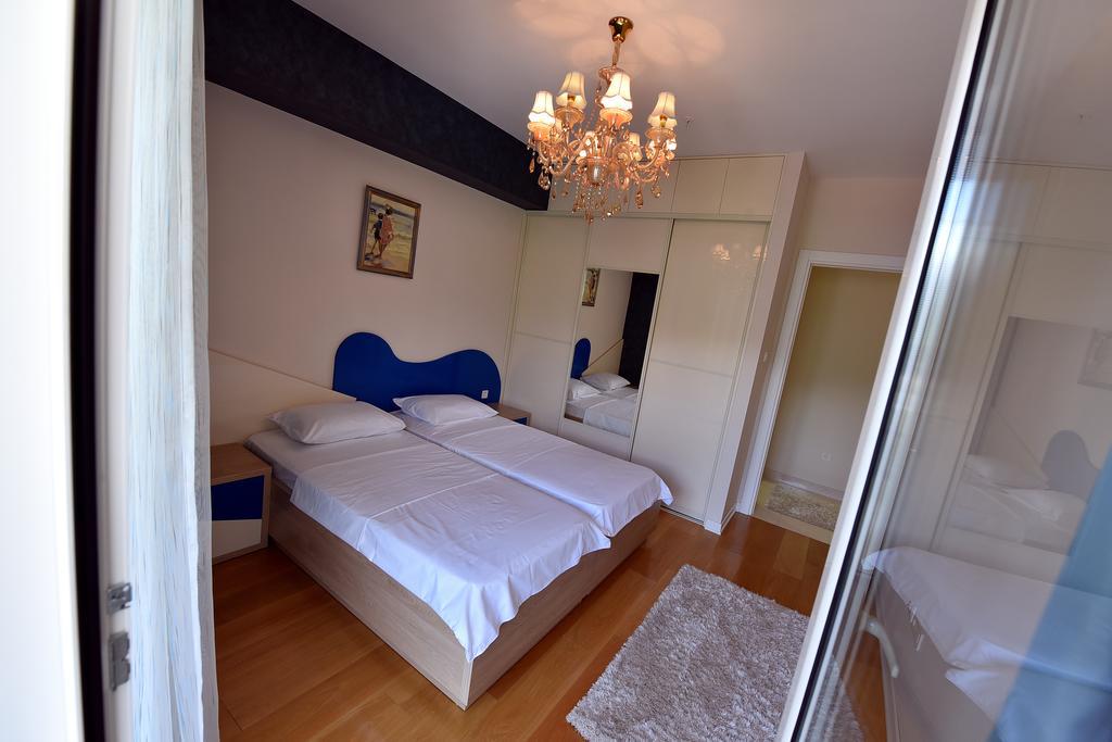 Luxury Apartments Mia Budua Esterno foto