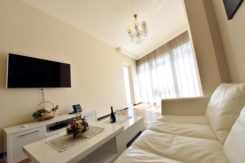 Luxury Apartments Mia Budua Esterno foto